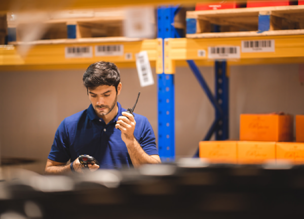 walkie-talkie-applications-warehouse walkie-talkie-applications-warehouse
